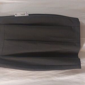 NWT Worthington Pencil Skirt,  Admiral Gray Heather.  Size 2P